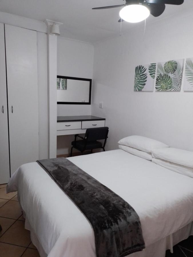 Anna Boeremeisie Guesthouse Бенони Экстерьер фото