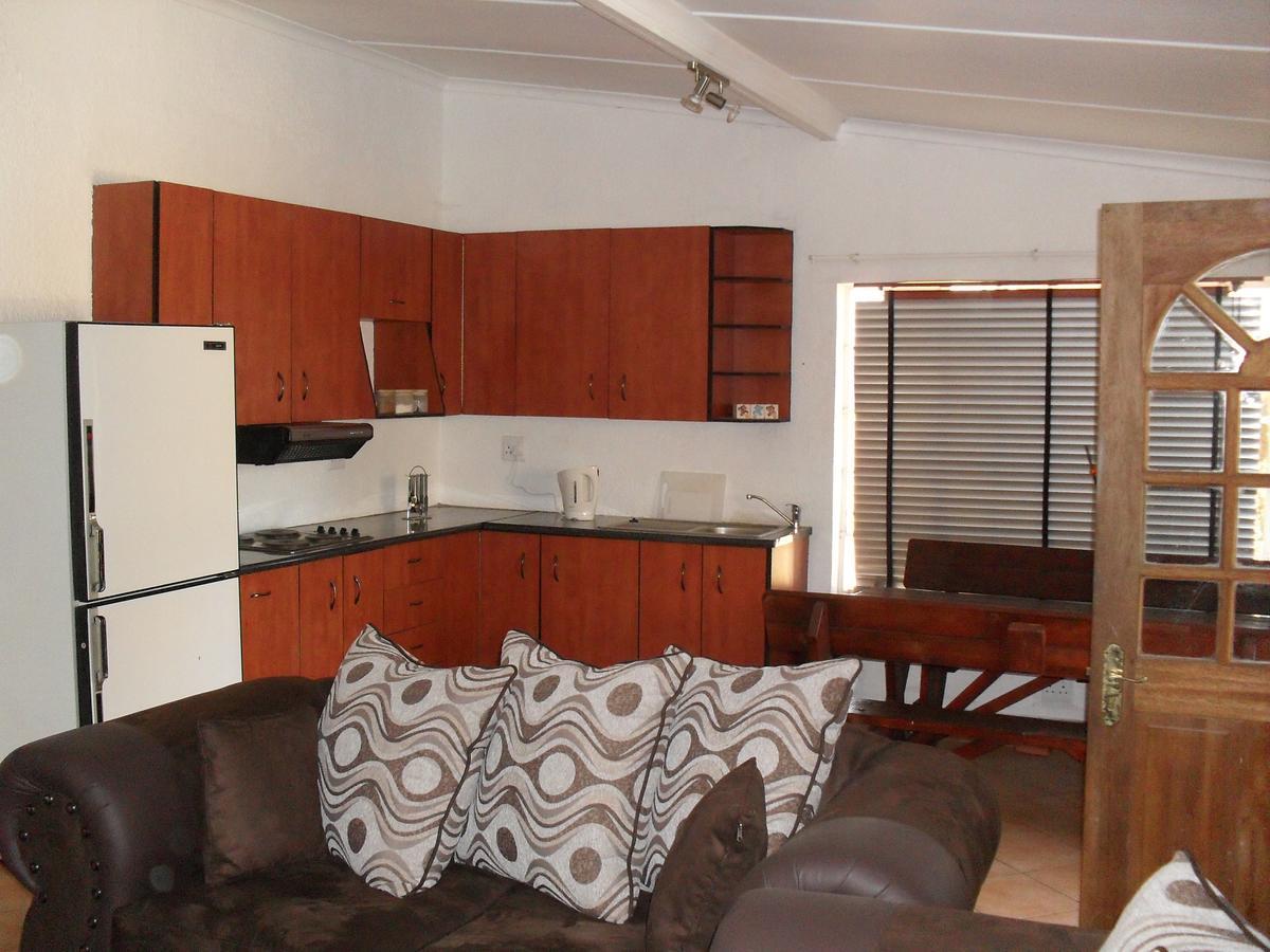 Anna Boeremeisie Guesthouse Бенони Экстерьер фото